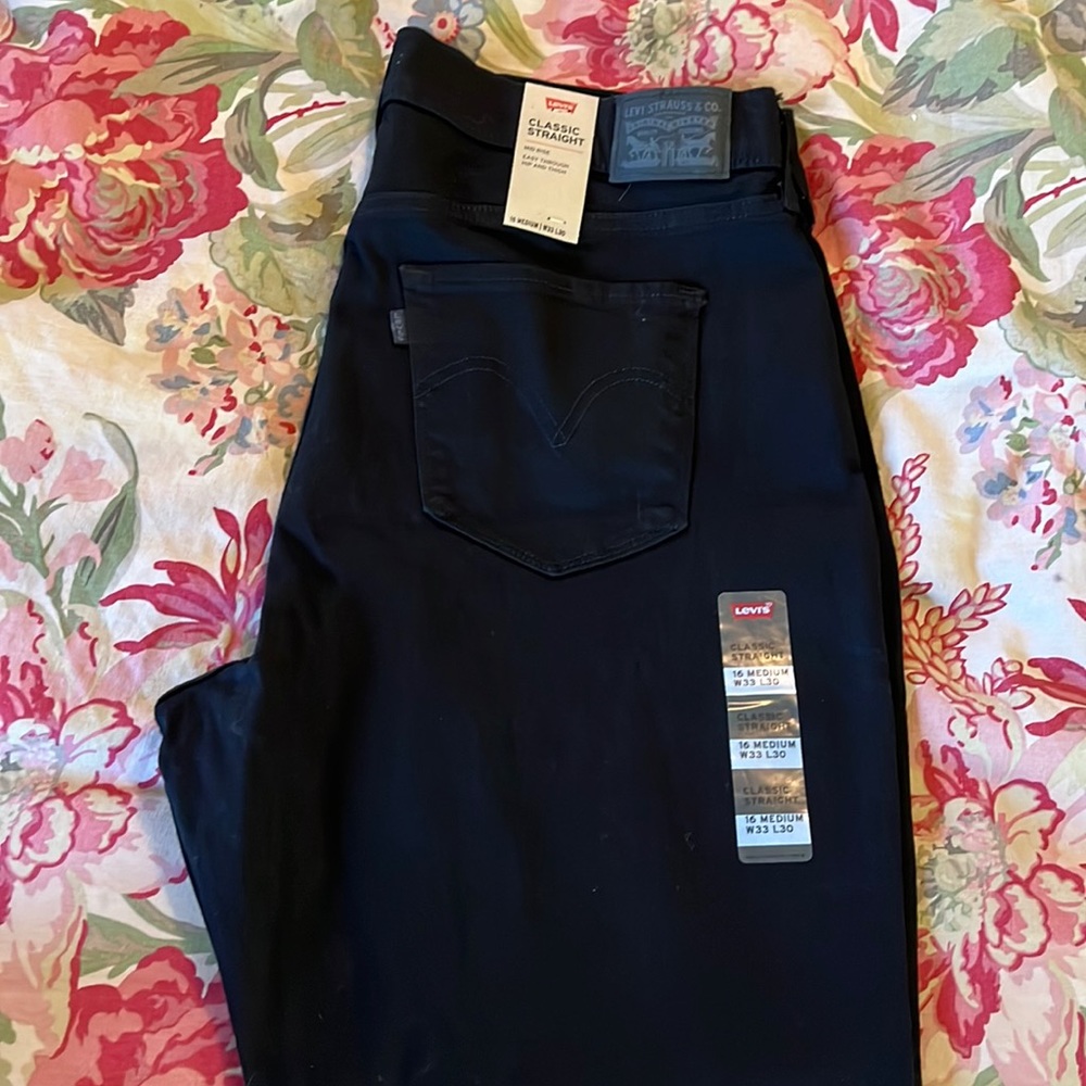 LEVIS Size 16 W33xL30 Sculpt Classic Straight Stretchy 5 Pk Deep Black $98 NEW